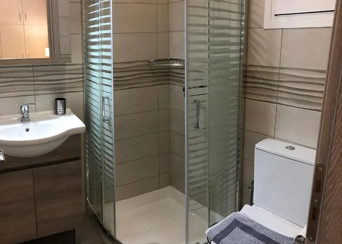 Strelitzia Apartman *