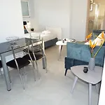 Apartment Strelitzia *