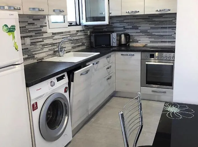 Strelitzia Apartment