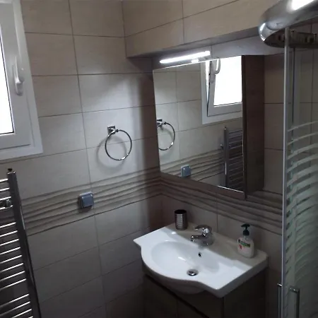 Strelitzia Karavádhos